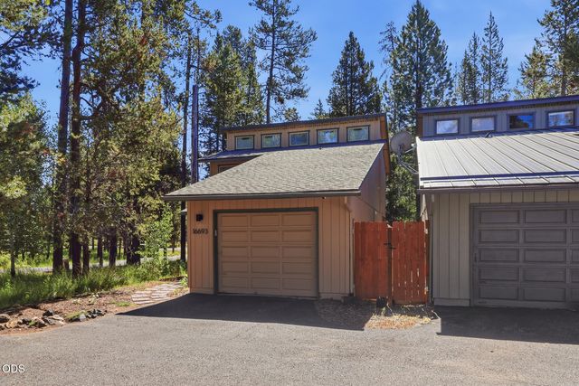 16693 Wagon Trail, Bend, OR 97707