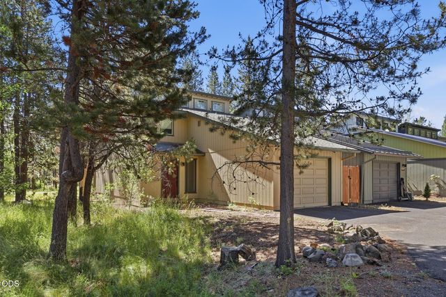 16693 Wagon Trail, Bend, OR 97707