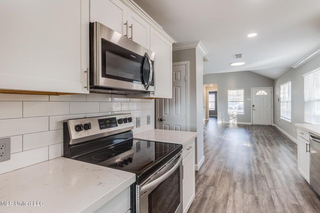 805 Herlihy Street, Waveland, MS 39576