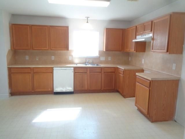 19102 Siril Drive, Houston, TX 77073