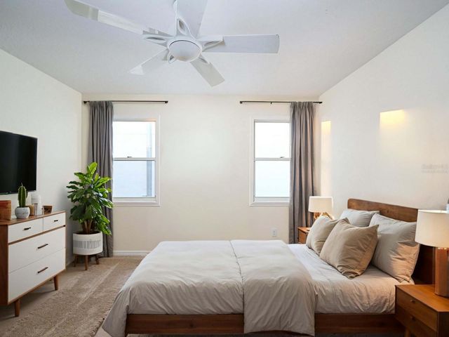 5947 BAYVIEW CIRCLE S, Gulfport, FL 33707