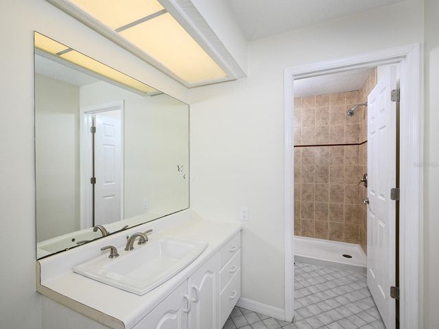 5947 BAYVIEW CIRCLE S, Gulfport, FL 33707