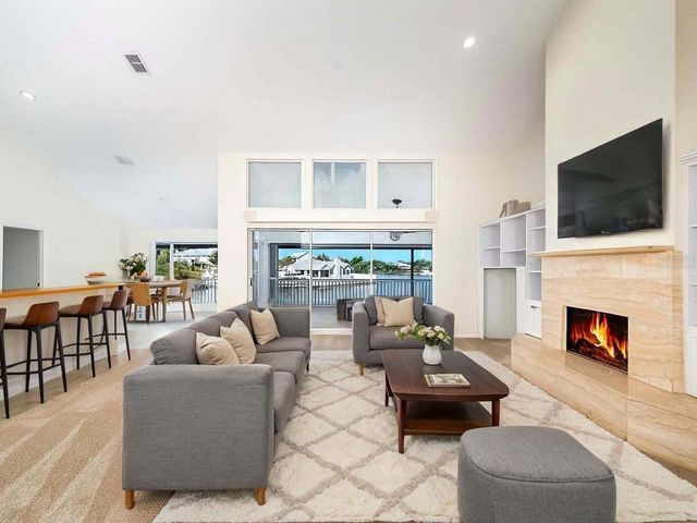 5947 BAYVIEW CIRCLE S, Gulfport, FL 33707