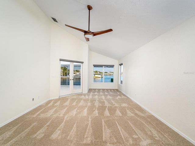 5947 BAYVIEW CIRCLE S, Gulfport, FL 33707