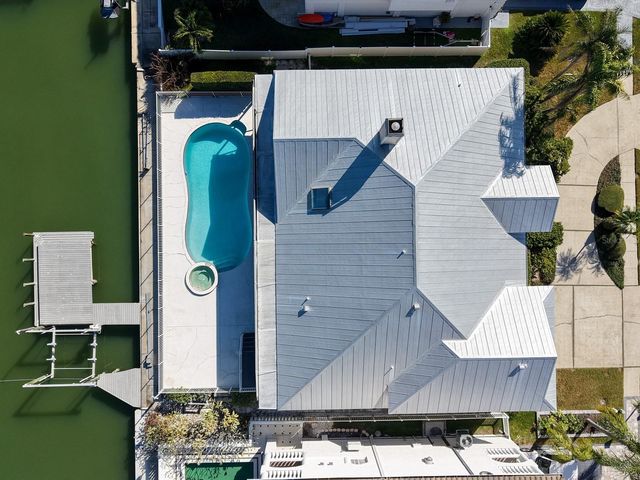 5947 BAYVIEW CIRCLE S, Gulfport, FL 33707