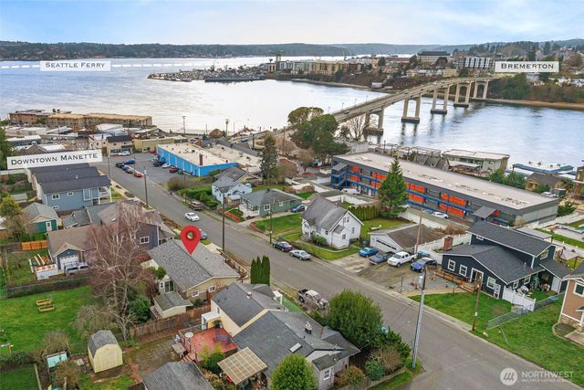 1146 Pitt Avenue, Bremerton, WA 98310