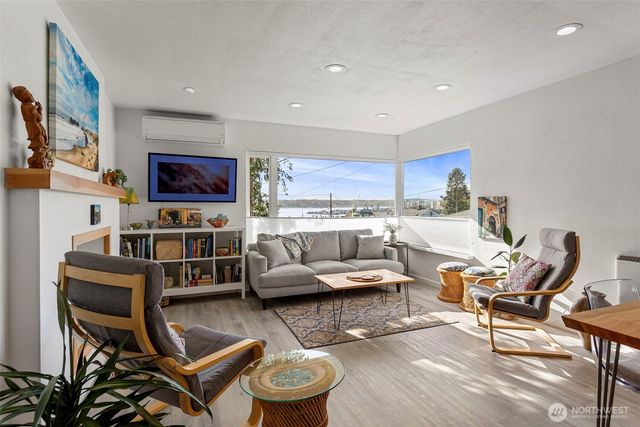 1146 Pitt Avenue, Bremerton, WA 98310