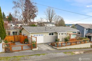 1146 Pitt Avenue, Bremerton, WA 98310