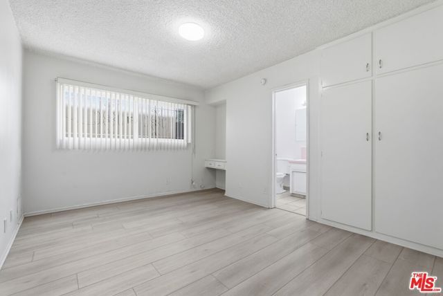 2332 S Beverly Glen Boulevard 3, Los Angeles, CA 90064