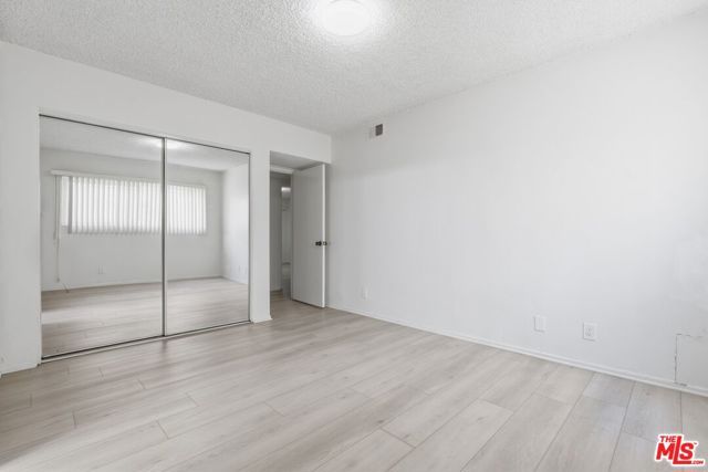 2332 S Beverly Glen Boulevard 3, Los Angeles, CA 90064