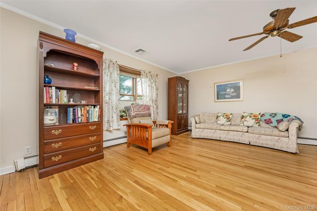 4606 247th Street, Douglaston, NY 11362