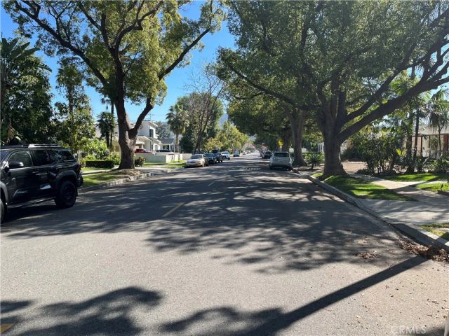 521 N California Street, Burbank, CA 91505