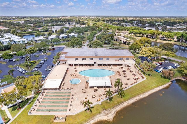 15450 Pembridge Avenue 164, Delray Beach, FL 33484