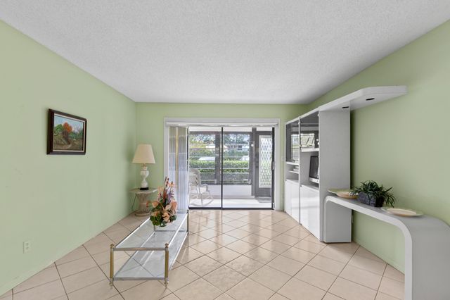 15450 Pembridge Avenue 164, Delray Beach, FL 33484