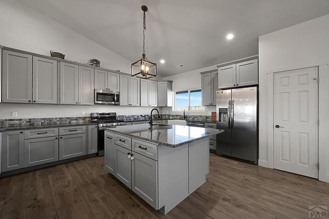 257 E Auburn Ave, Pueblo West, CO 81007