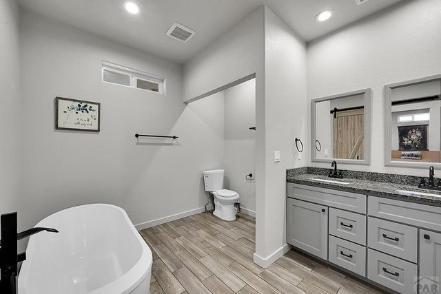 257 E Auburn Ave, Pueblo West, CO 81007