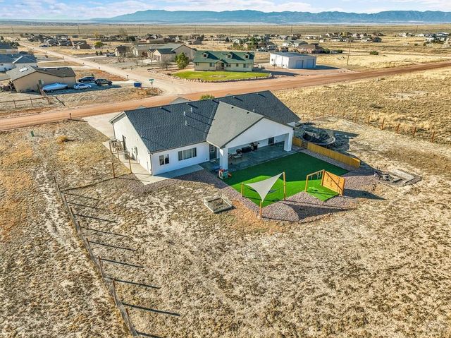 257 E Auburn Ave, Pueblo West, CO 81007