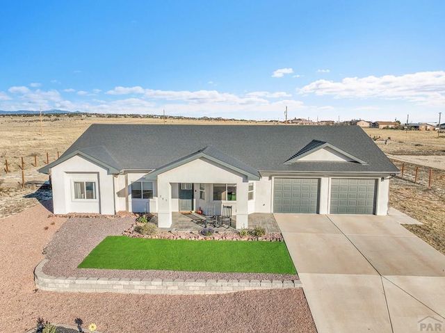 257 E Auburn Ave, Pueblo West, CO 81007