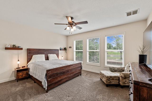 321 Bay Court, Gun Barrel City, TX 75156