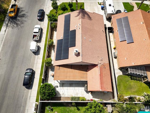 5918 Foss Ridge Court, Bakersfield, CA 93313