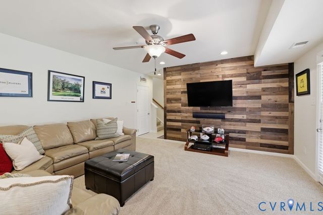 322 Siena Ln, Glen Allen, VA 23059