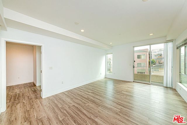 1101 S Harvard Boulevard 303, Los Angeles, CA 90006