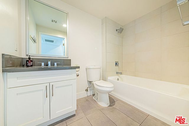 1101 S Harvard Boulevard 303, Los Angeles, CA 90006