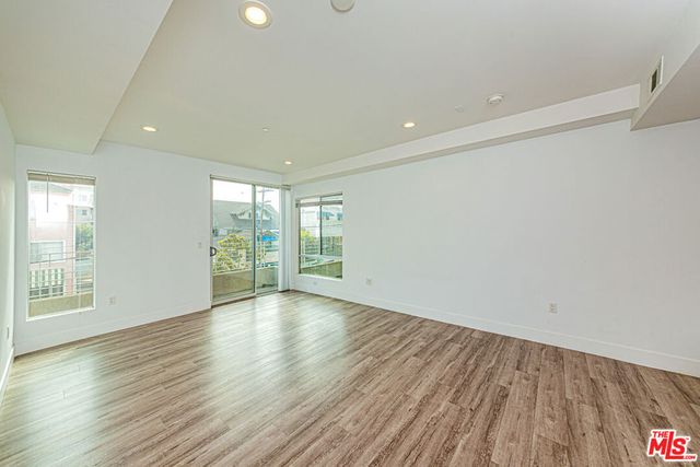 1101 S Harvard Boulevard 303, Los Angeles, CA 90006