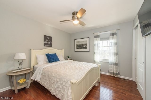 5 Tracey Ln, Mount Olive Twp., NJ 07828