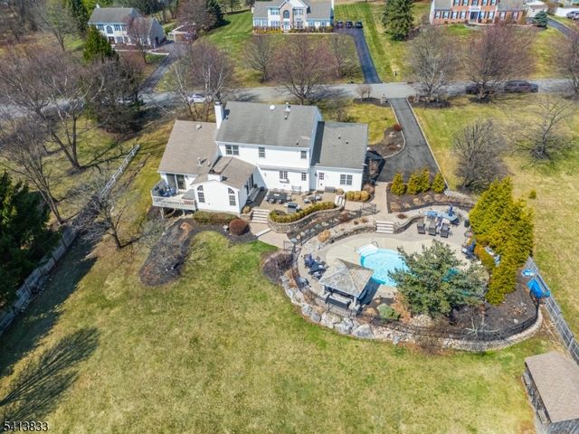 5 Tracey Ln, Mount Olive Twp., NJ 07828