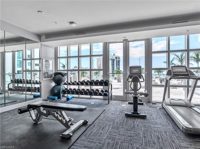 3000 Oasis Grand BLVD 2905, Fort Myers, FL 33916