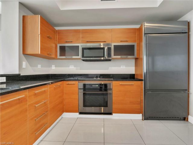 3000 Oasis Grand BLVD 2905, Fort Myers, FL 33916