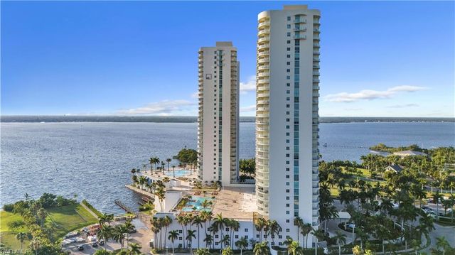 3000 Oasis Grand BLVD 2905, Fort Myers, FL 33916