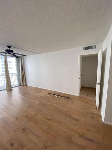 18041 Biscayne Blvd 804, Aventura, FL 33160