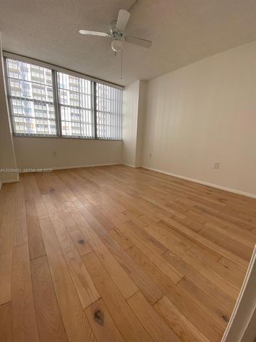 18041 Biscayne Blvd 804, Aventura, FL 33160