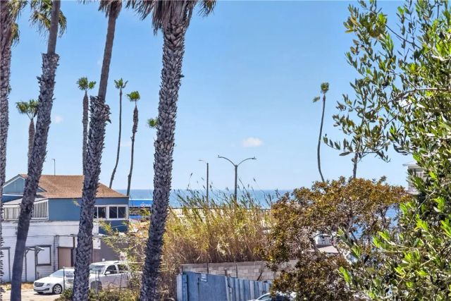 17142 Pacific Coast 201, Huntington Beach, CA 92649