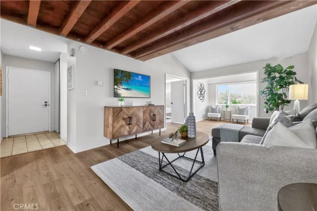 17142 Pacific Coast 201, Huntington Beach, CA 92649