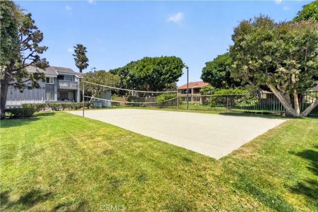 17142 Pacific Coast 201, Huntington Beach, CA 92649