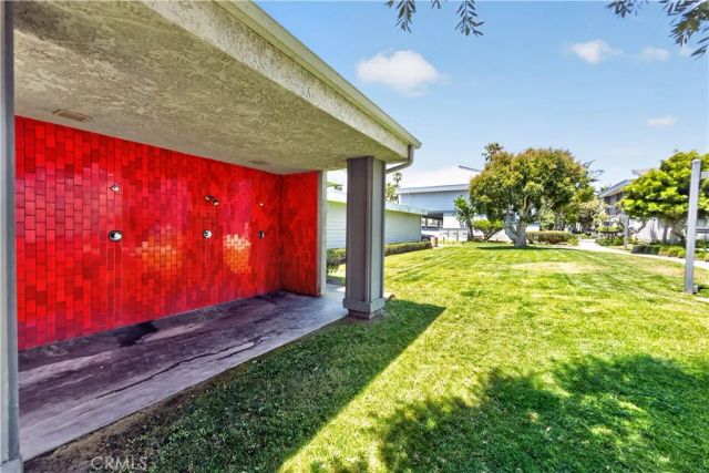 17142 Pacific Coast 201, Huntington Beach, CA 92649