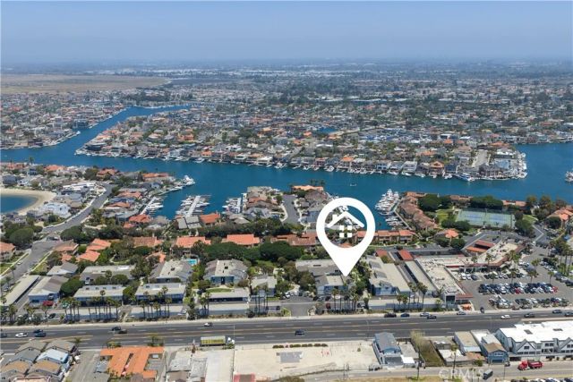 17142 Pacific Coast 201, Huntington Beach, CA 92649