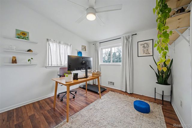 31030 Cousino Drive, Warren, MI 48092