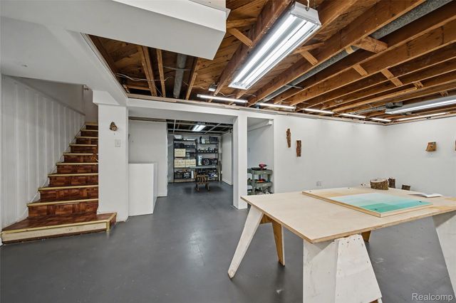 31030 Cousino Drive, Warren, MI 48092