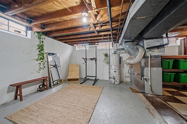 31030 Cousino Drive, Warren, MI 48092