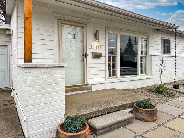 31030 Cousino Drive, Warren, MI 48092