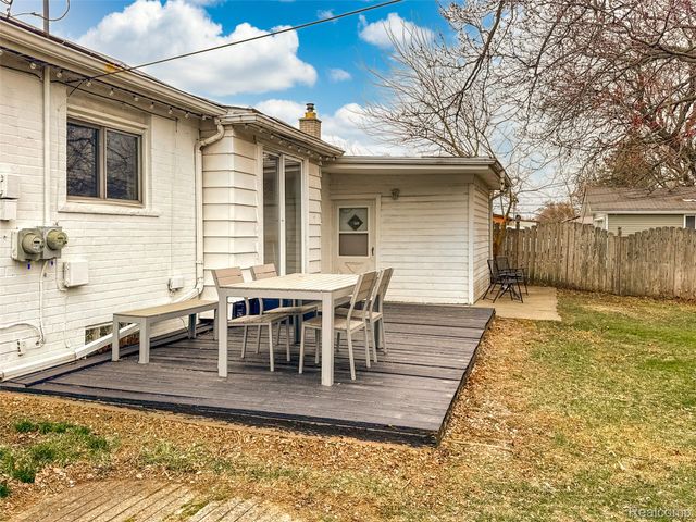 31030 Cousino Drive, Warren, MI 48092