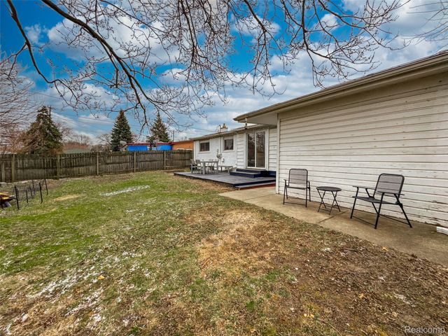 31030 Cousino Drive, Warren, MI 48092