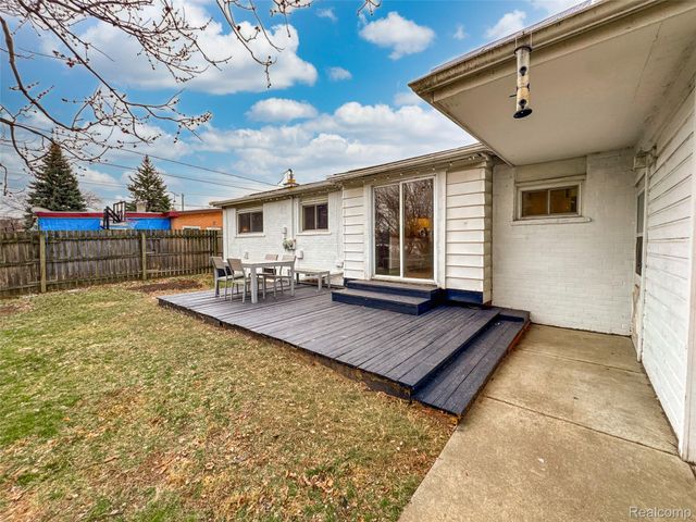 31030 Cousino Drive, Warren, MI 48092