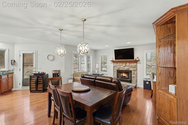 777 Great Oaks Drive, Bloomfield Hills, MI 48304