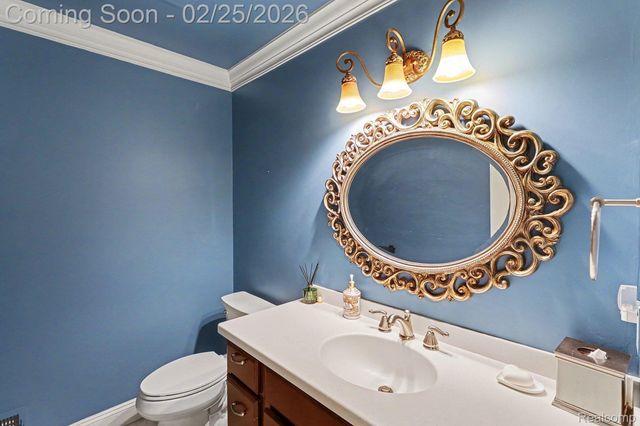 777 Great Oaks Drive, Bloomfield Hills, MI 48304