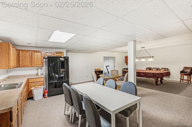 777 Great Oaks Drive, Bloomfield Hills, MI 48304